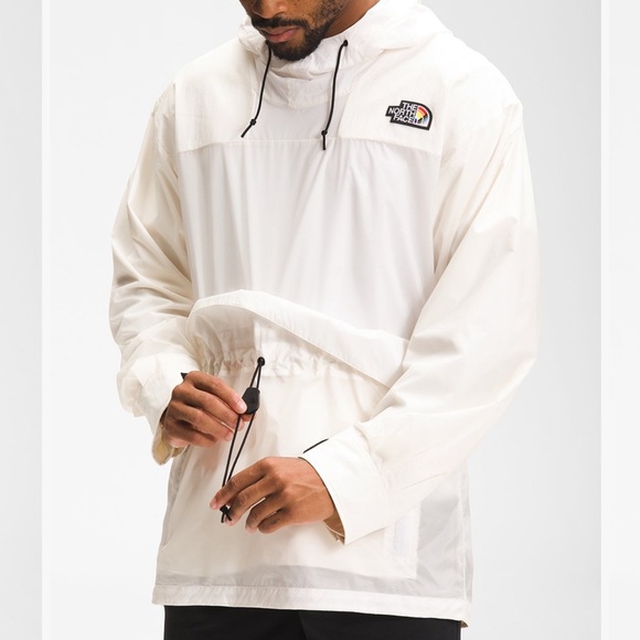 The North Face Gardenia White Outline hooded Anorak windbreaker. SZ M. NWT - Picture 2 of 7